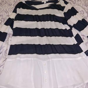 Delias Woman’s Large blouse